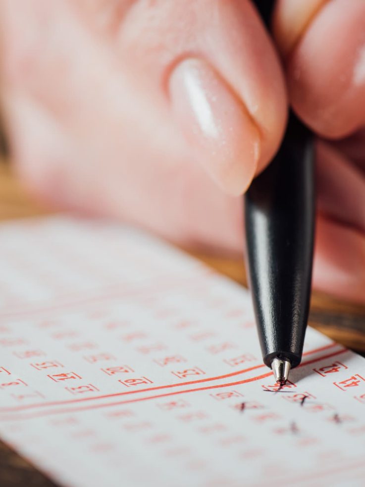 Kje kupiti oziroma vplačati EuroJackpot in kako ga igrati?